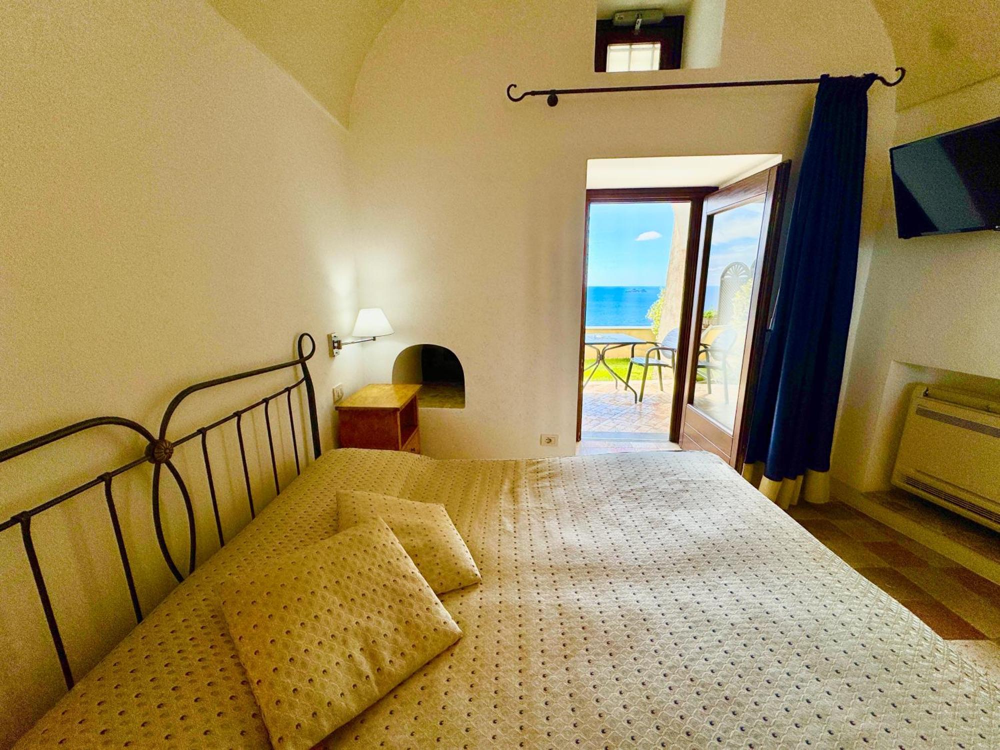 Villa Il Frantoio And Lilmar Praiano Bagian luar foto