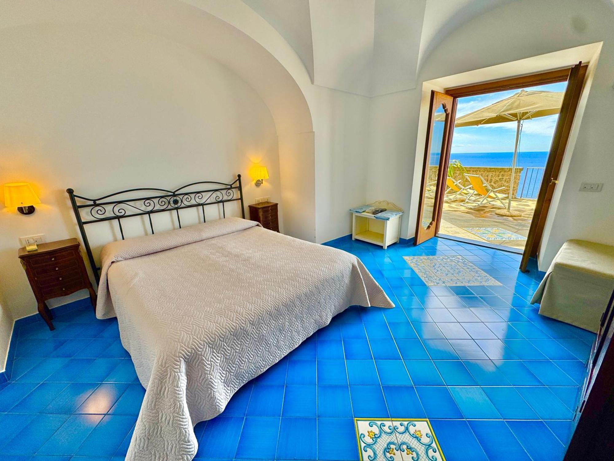 Villa Il Frantoio And Lilmar Praiano Bagian luar foto